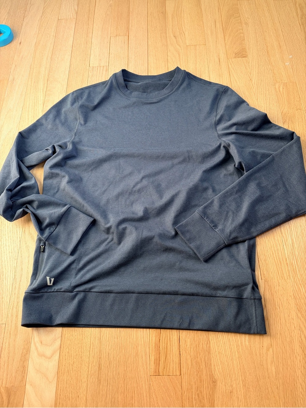 Vuori Men’s Ponto Crew Neck Pullover Size M Blue Performance Sweatshirt